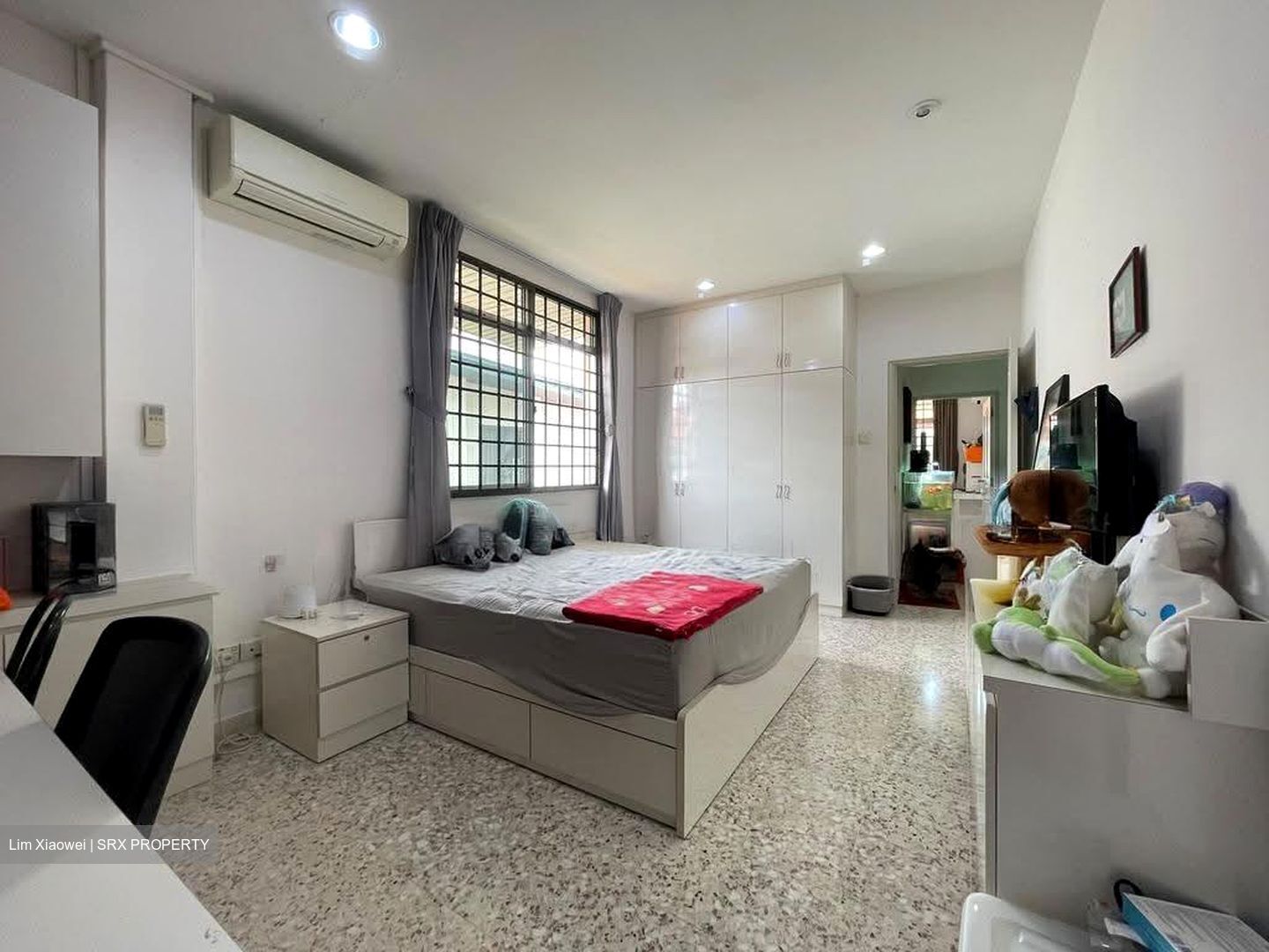 Peakview Estate (D16), Terrace #630855001